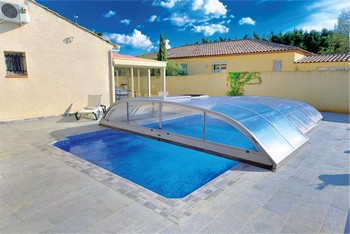 Abri de piscine télescopique